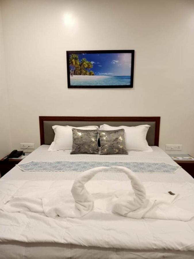 Srushti Sea Villa Resort Diveāgar エクステリア 写真