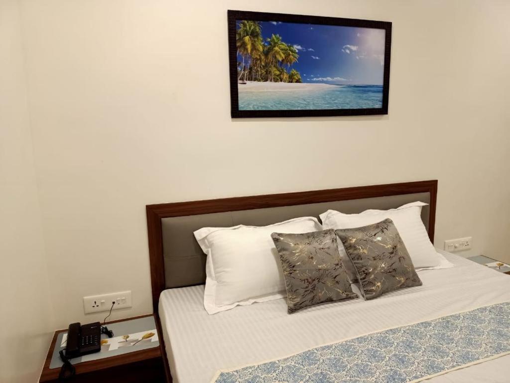 Srushti Sea Villa Resort Diveāgar エクステリア 写真