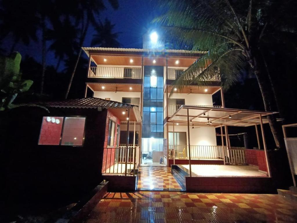 Srushti Sea Villa Resort Diveāgar エクステリア 写真